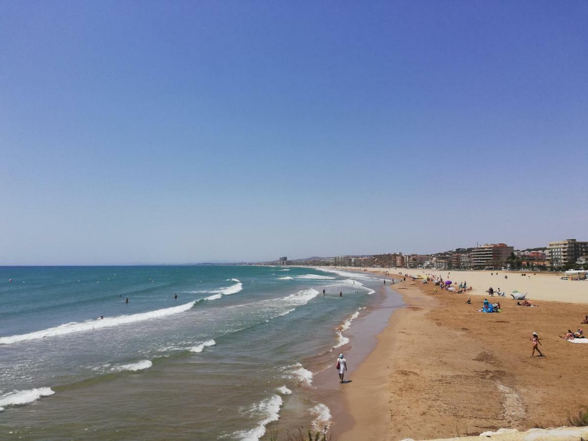 Апартаменти Cunit Playa Екстер'єр фото